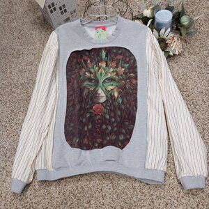 3425 Size 1X Handmade Upcycled Oversize Sweatshirt in Grey and Green